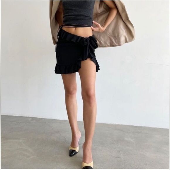 NEW Orseund Iris Silk Ruffle Mini Skirt - Picture 3 of 13